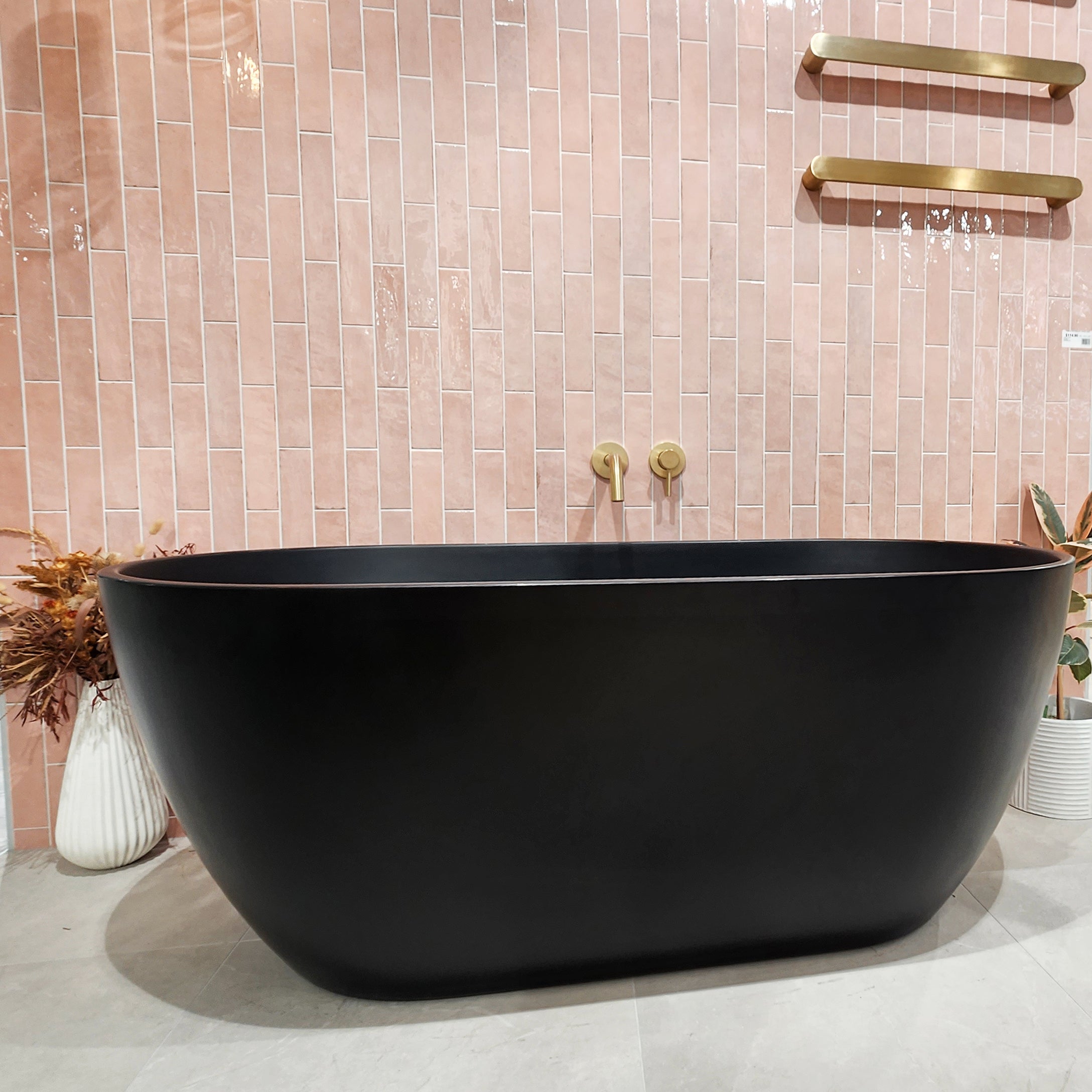 halo-bath-matte-black