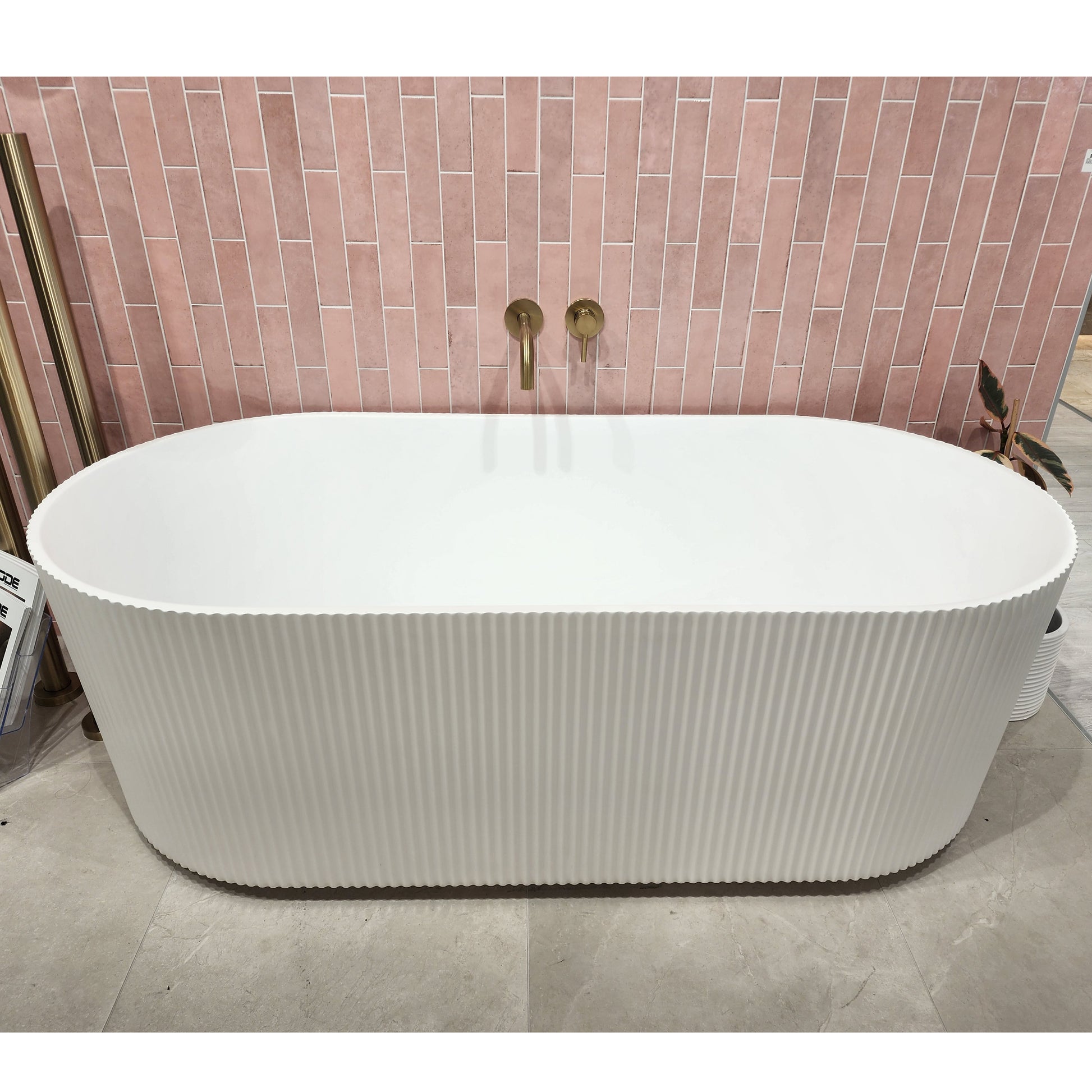 newtech-willow-1700-freestanding-bath