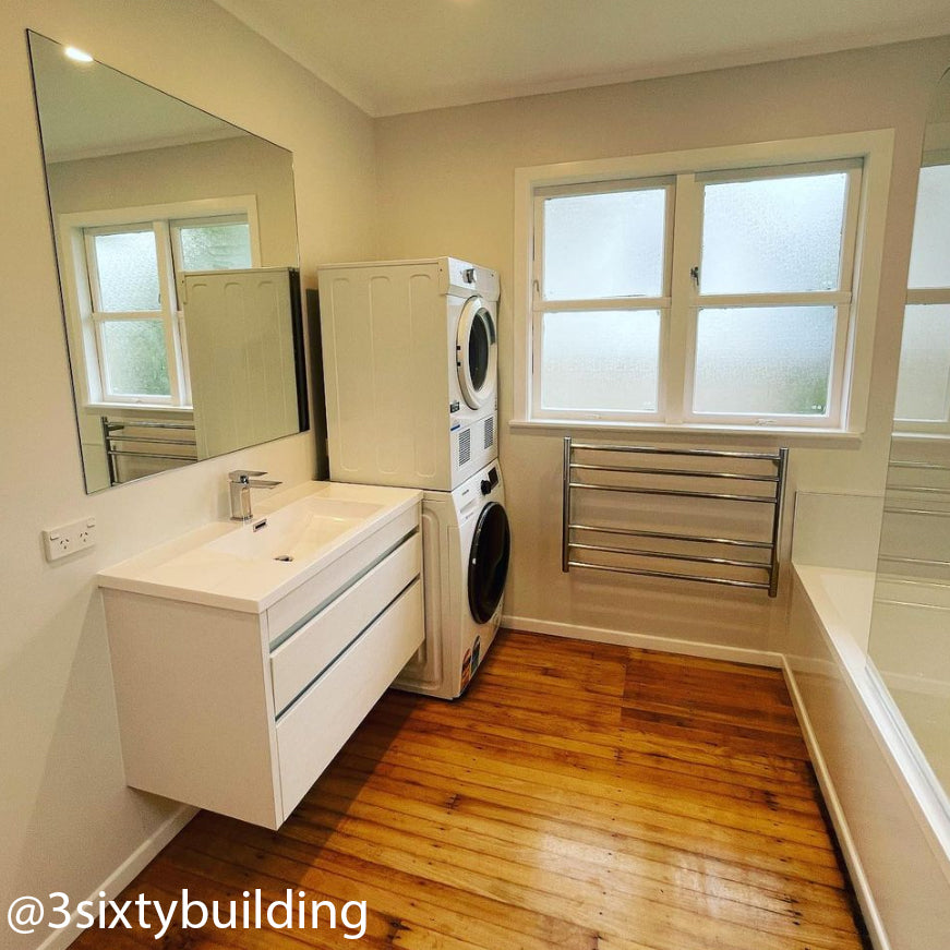 CODE ROUND HEATED TOWEL LADDER 600X850MM - 2 COLOURS