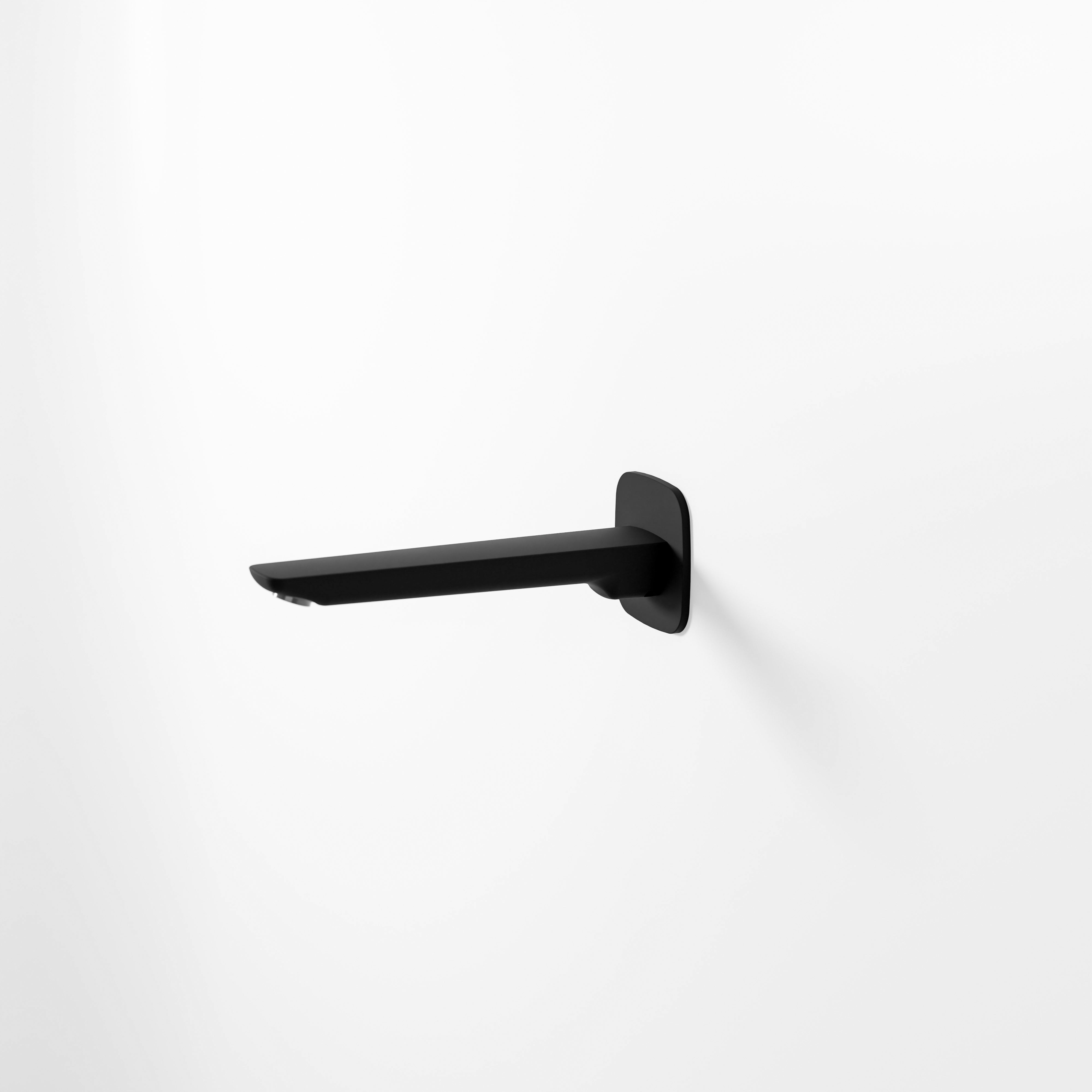 CODE LINEARE BATH SPOUT