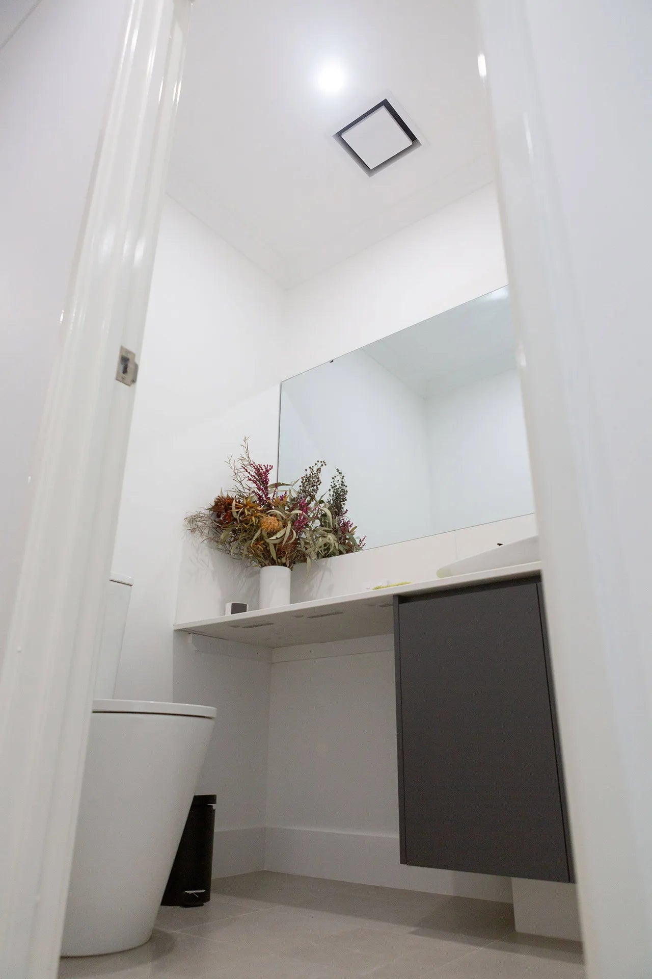 Schweigen Inline Slient Exhaust Fan Square Recessed White | Blw600