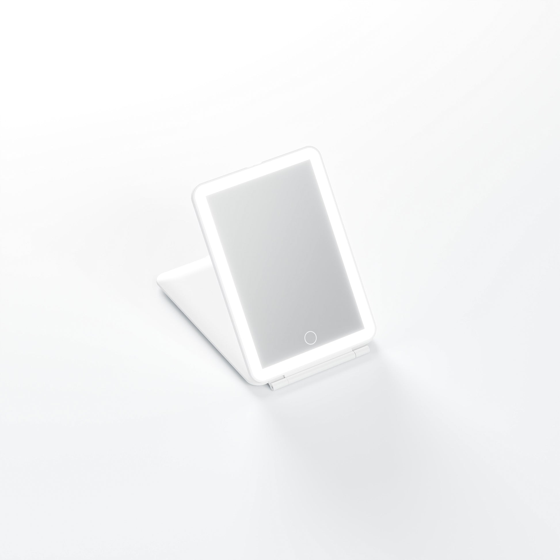 code-make-up-mirror-with-led-in-white