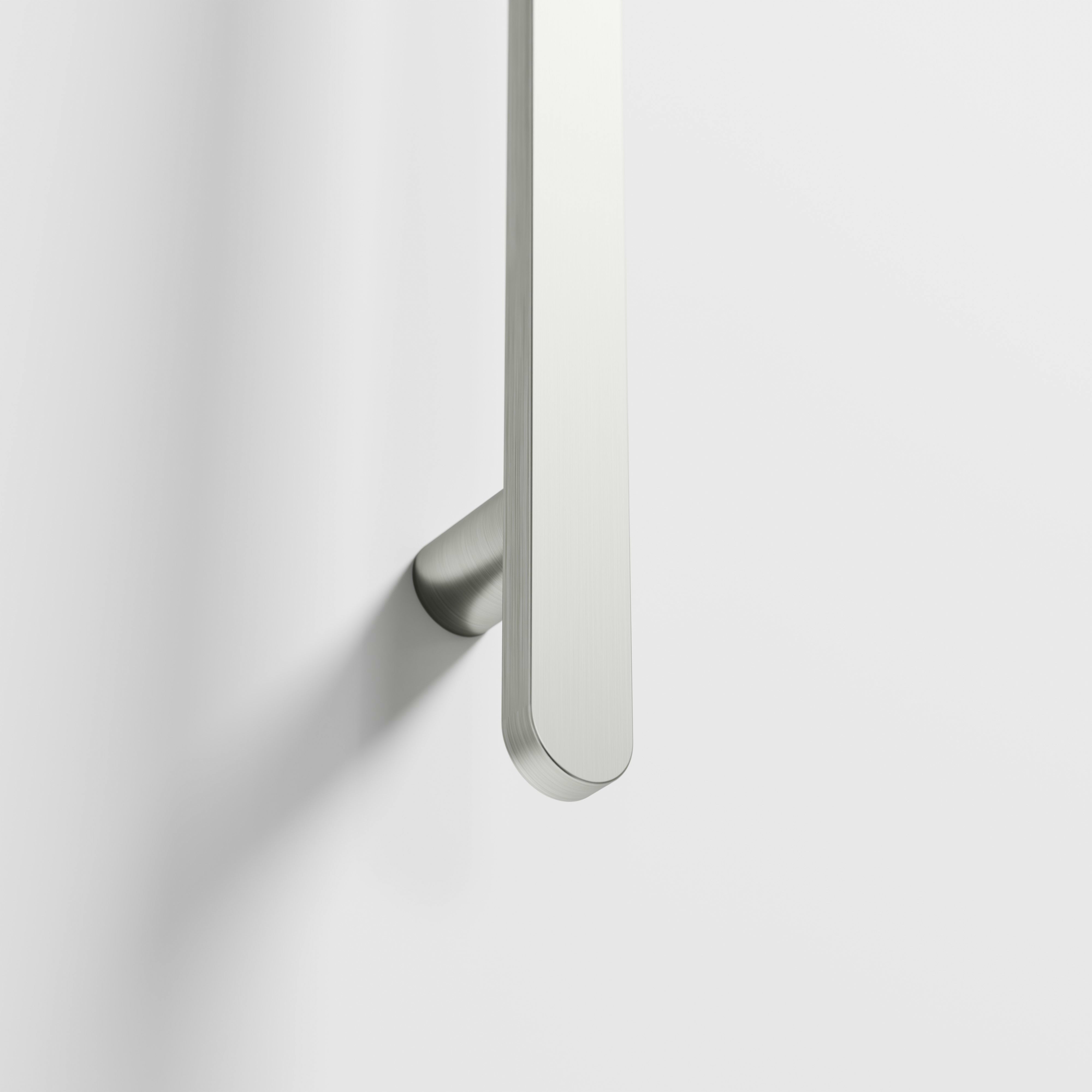 Code-Lineare-850-Vertical-Heated-Towel-Rail-In-Brushed-Nickel-Zoomed-View