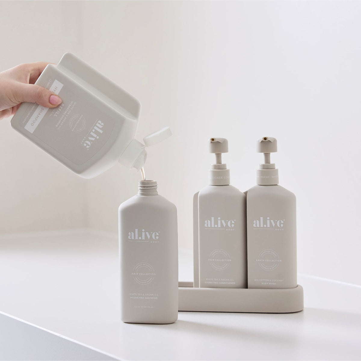 al.ive body Hydrating Shampoo Refill White Tea & Argan Oil - lifestyle shot