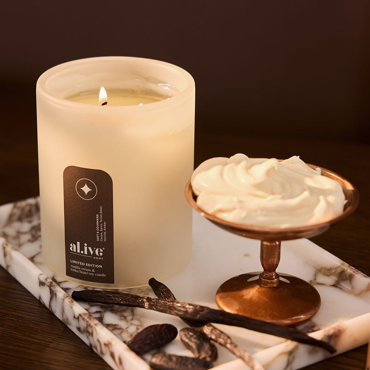 Al.ive Soy Candle - Vanilla Cream & Tonka Bean (330g)