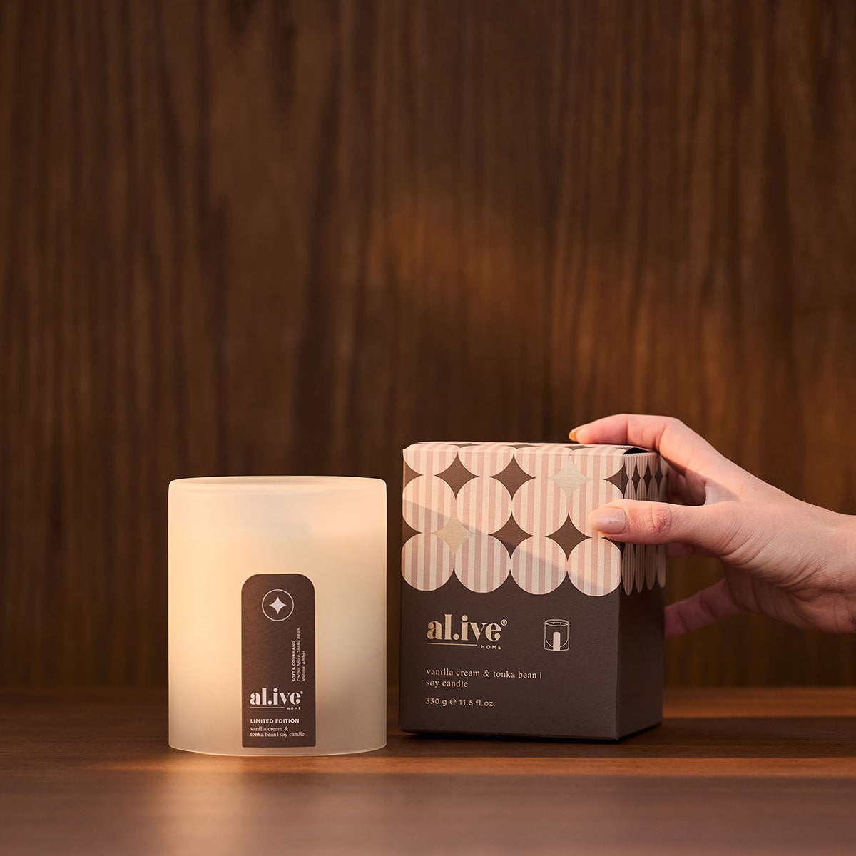 Al.ive Soy Candle - Vanilla Cream & Tonka Bean (330g)