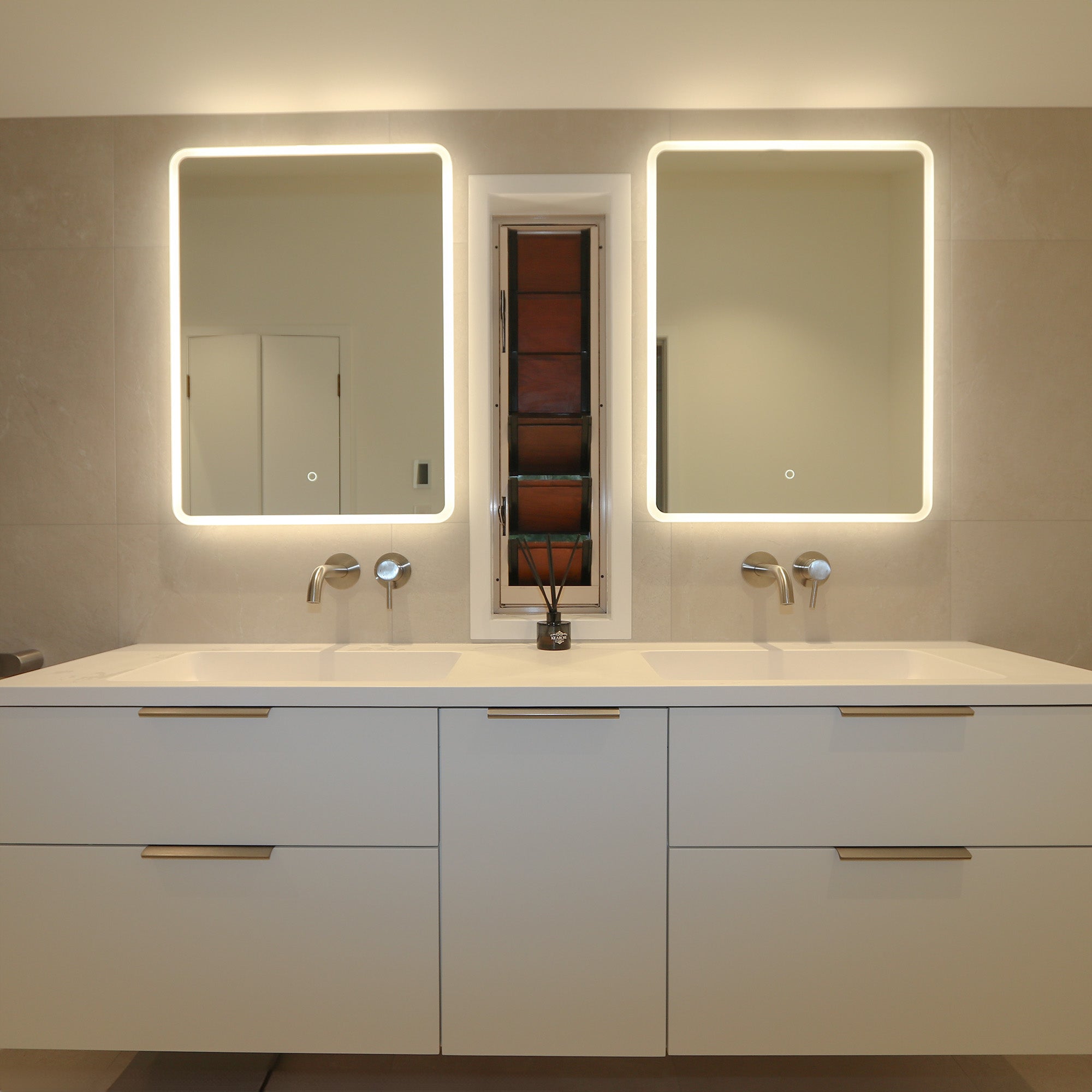 CODE SOLACE RECTANGLE LED MIRROR RANGE