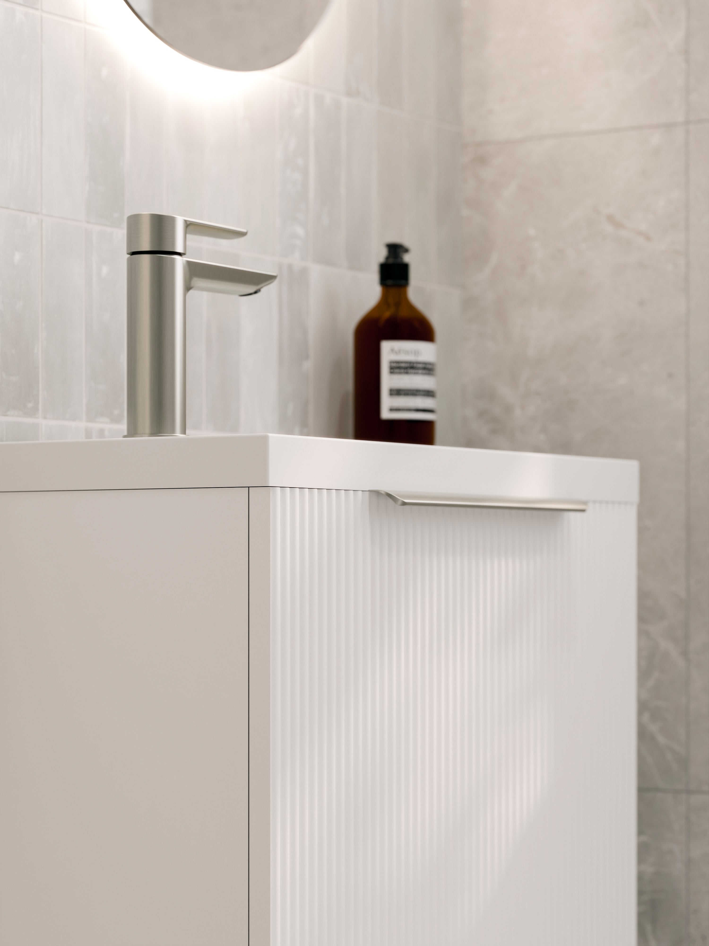 Lineare 450 WC Vanity | Floorstanding