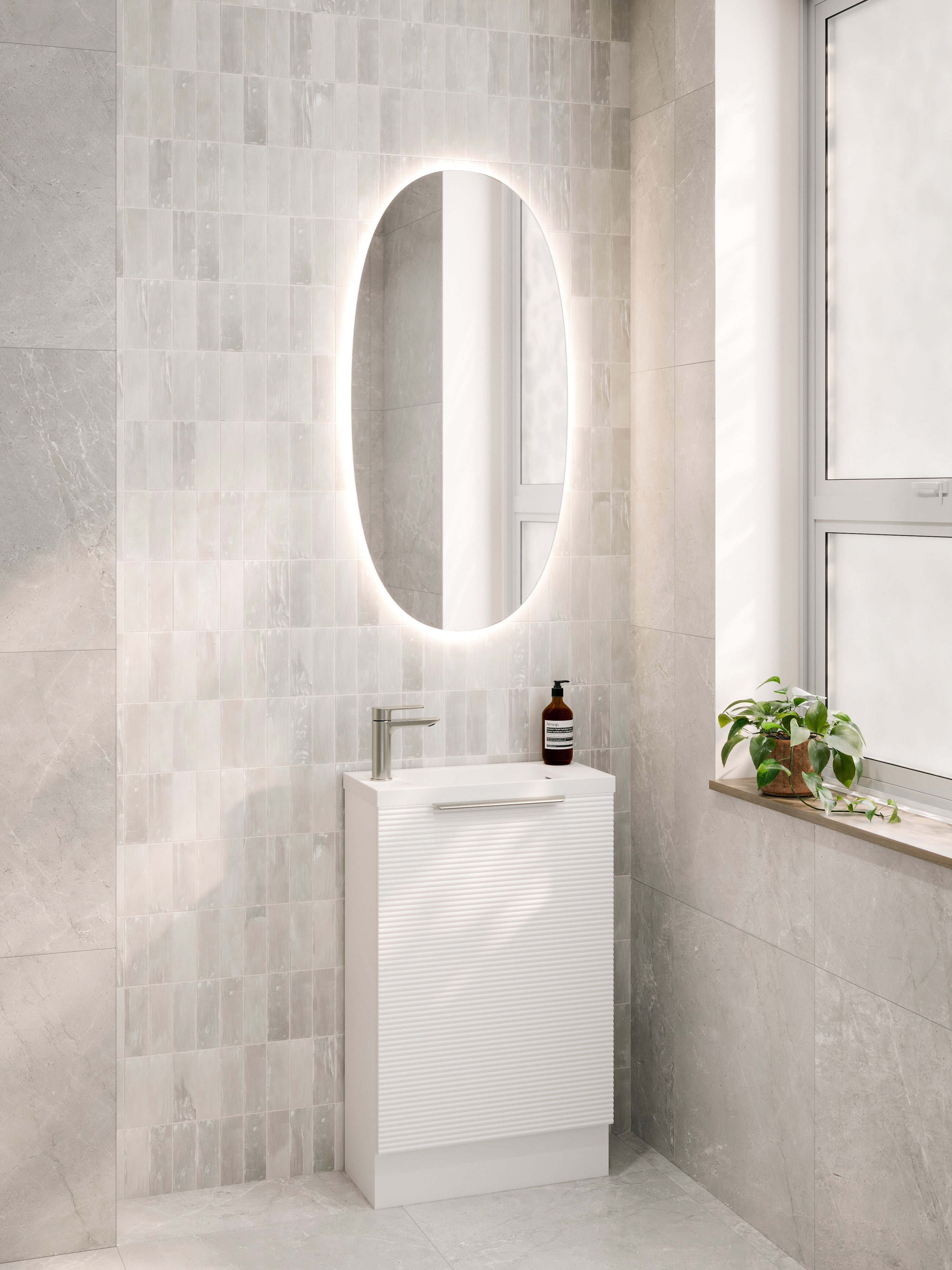 Lineare 550 WC Vanity | Floorstanding