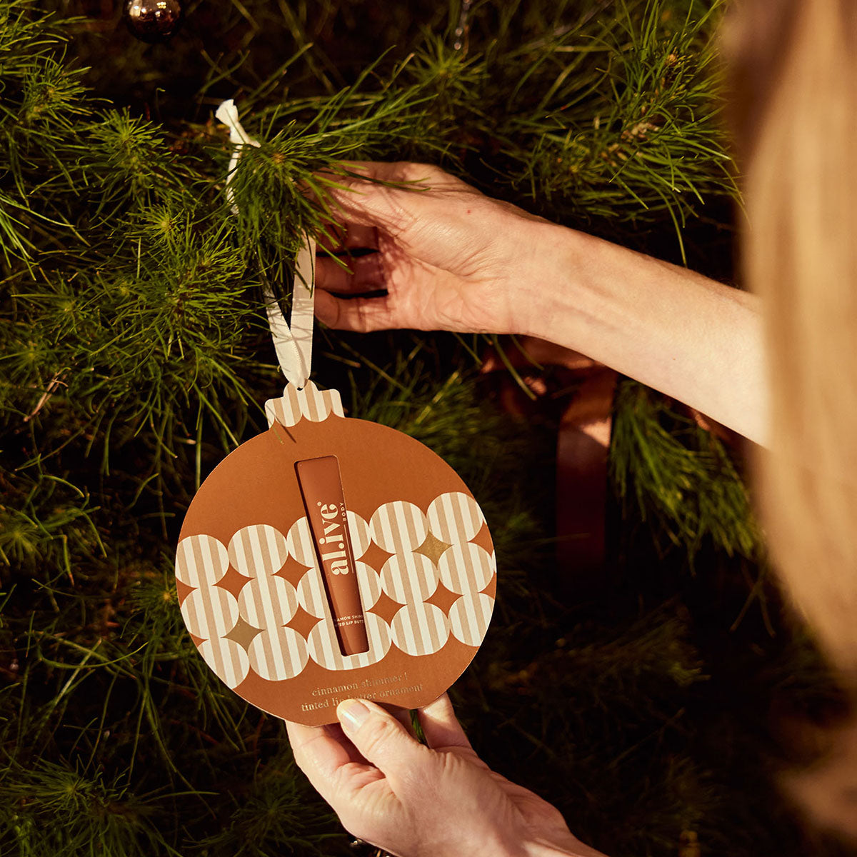 Al.ive Lip Butter Ornament - Cinnamon & Citrus