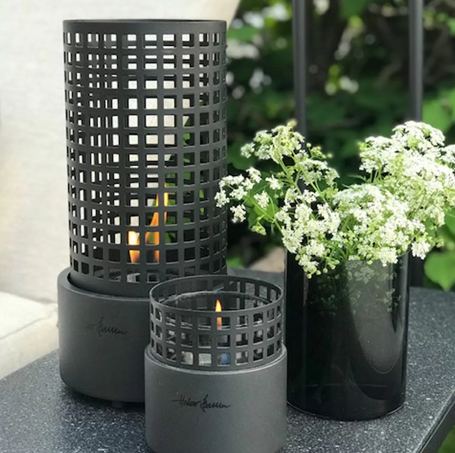 signal-tender-glame-hill-black-candle