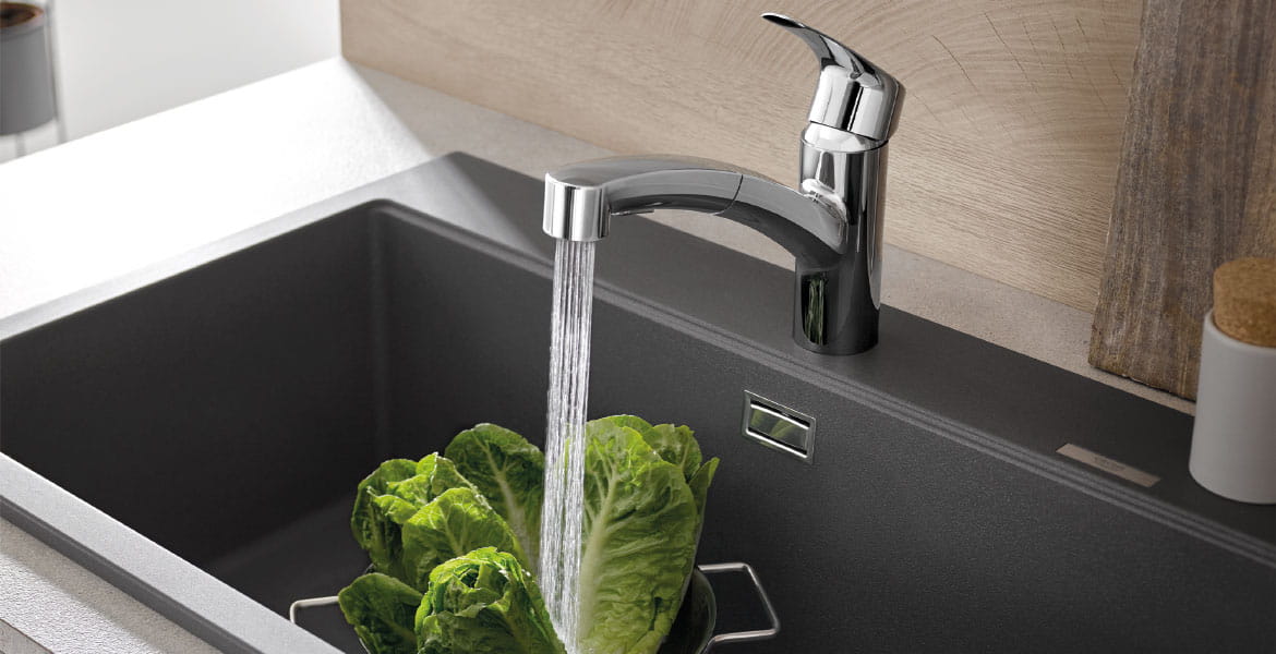 grohe-eurosmart-pull-out-kitchen-mixer-chrome