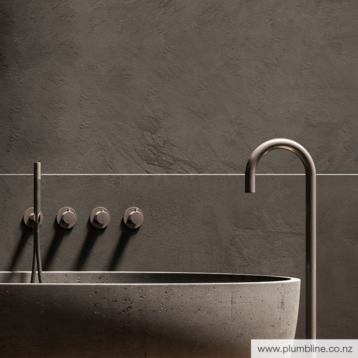 Plumbline Buddy Floor Mount Bath Spout