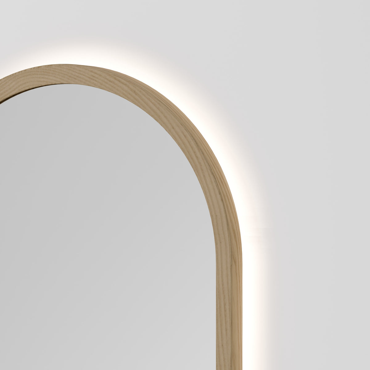 Sora Oval LED Mirror 500x1050 in Light Ash finish, detail view