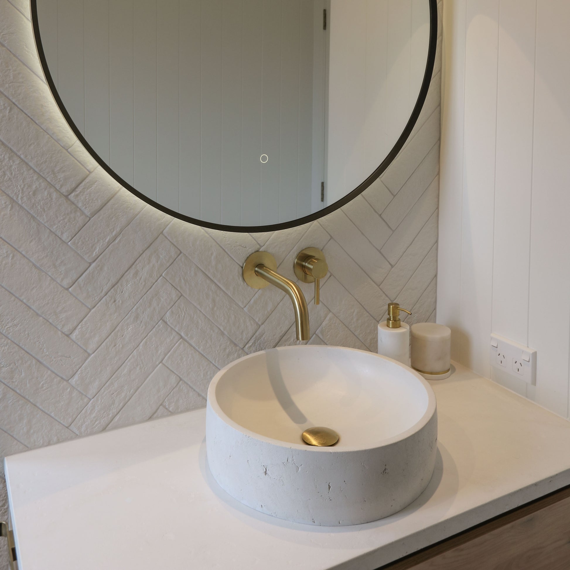 waterware-scarab-wall-mount-basin-bath-mixer-brushed-brass