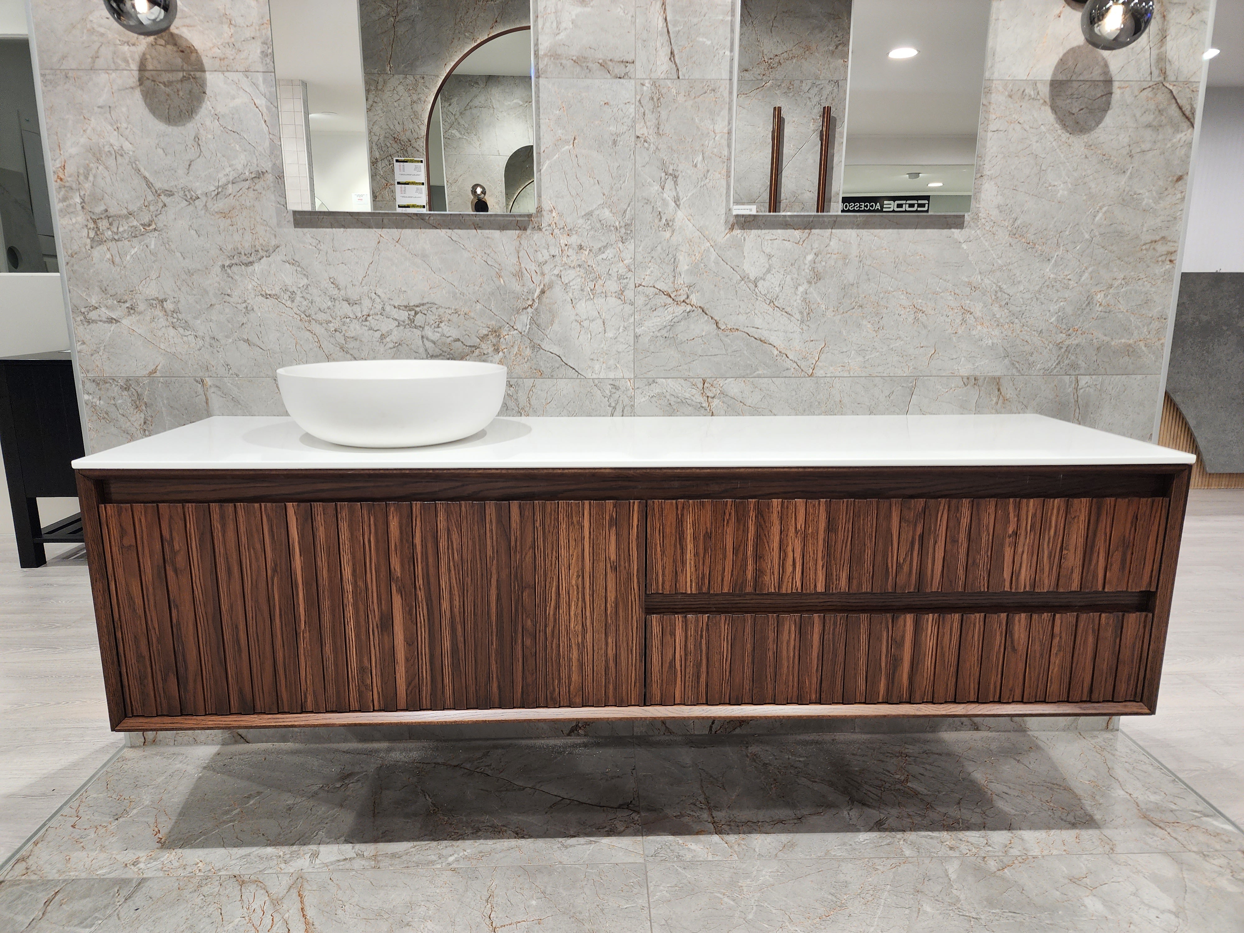 plato-largo-1800-3-drawer-wall-hung-vanity