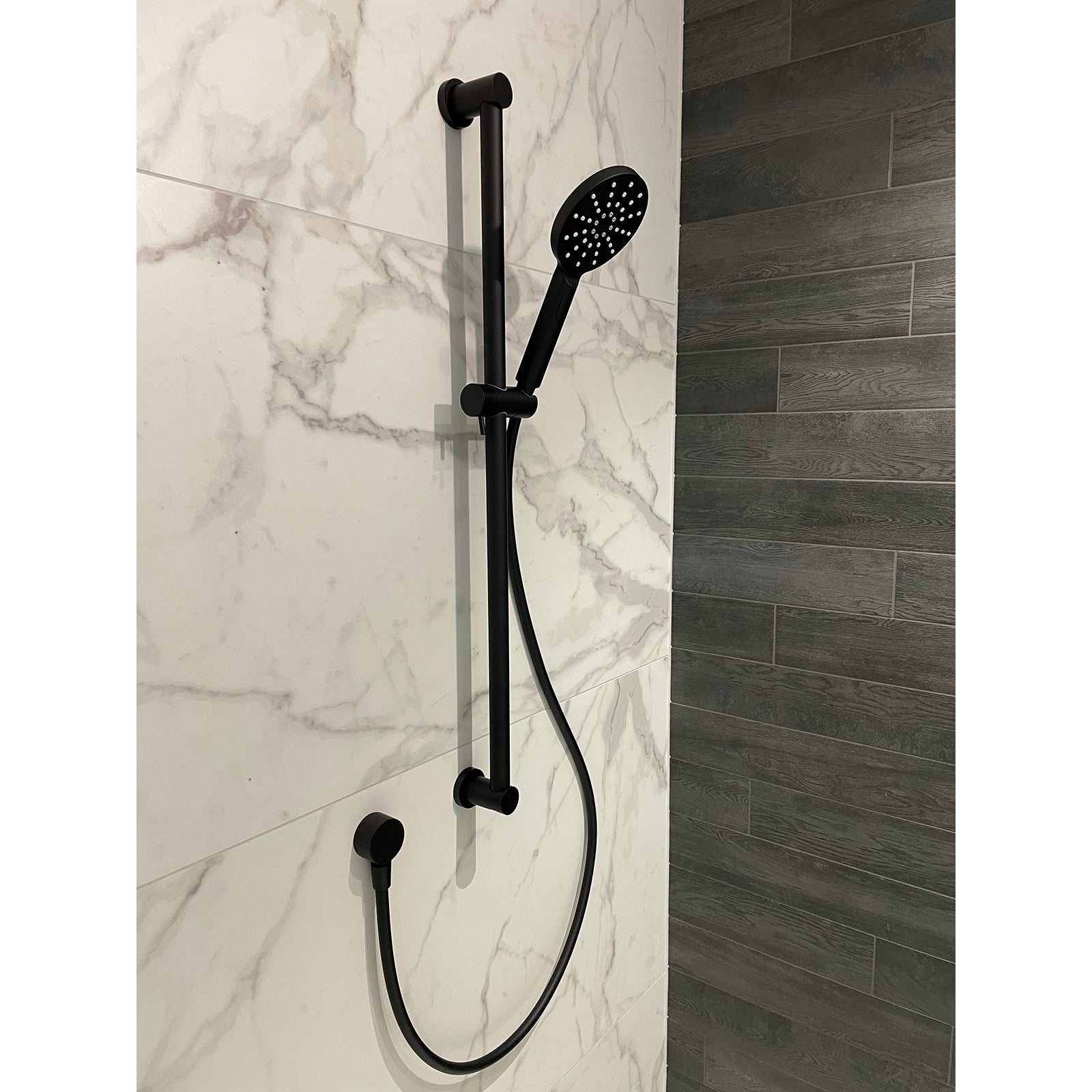 code-lamone-shower-slides-black-shower-rail