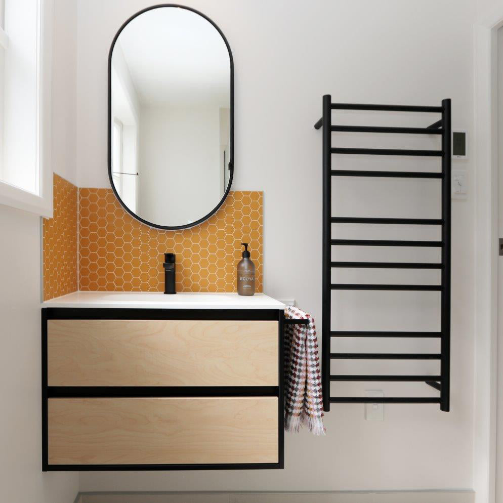 oval-mirror-cabinet