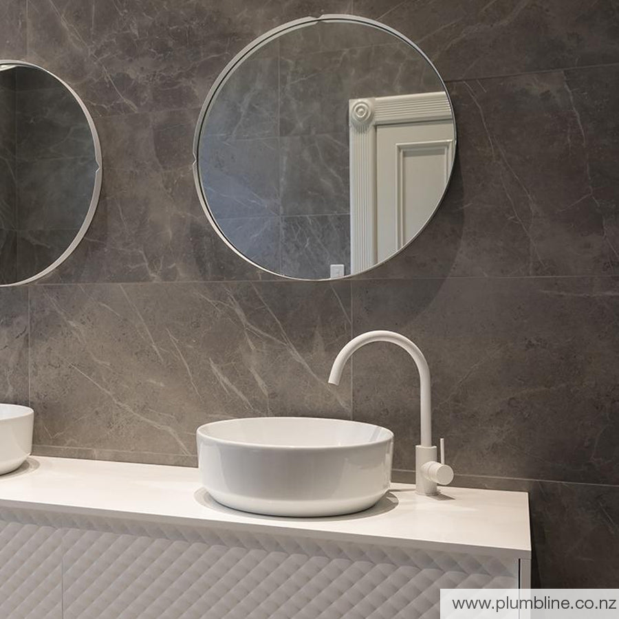 plumb line-buddy-kitchen-mixer-round-spout