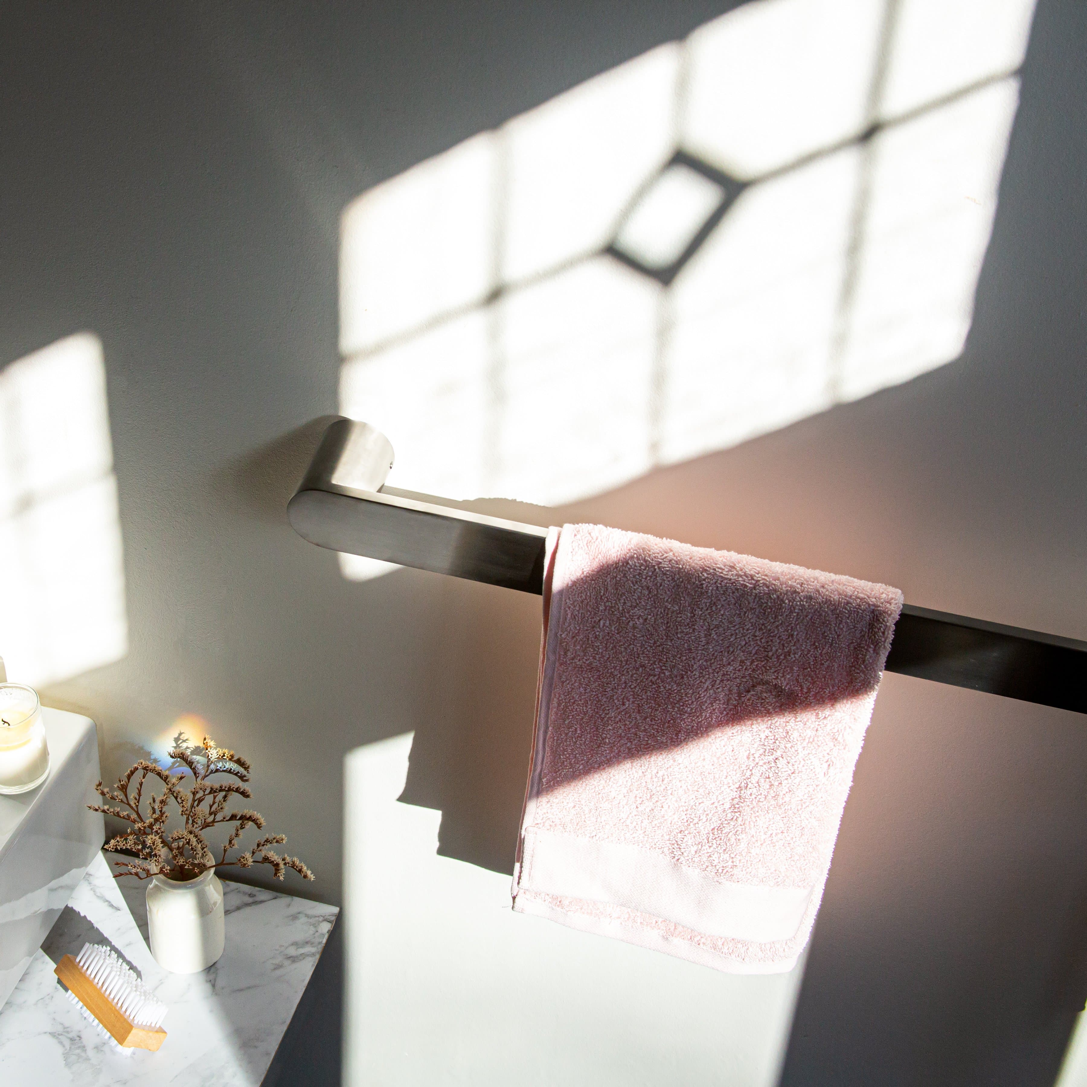 CODE LAMONE ROUND HEATED SINGLE BARS 850MM - 7 COLOUR OPTIONS