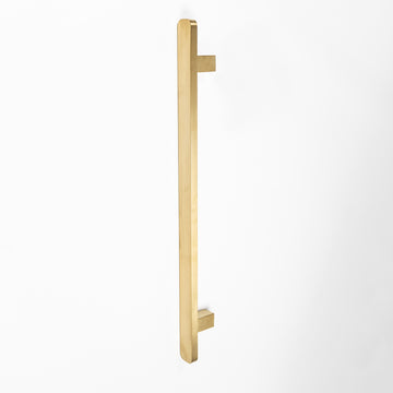 brushed-brass-vertical-heated-towel-rail