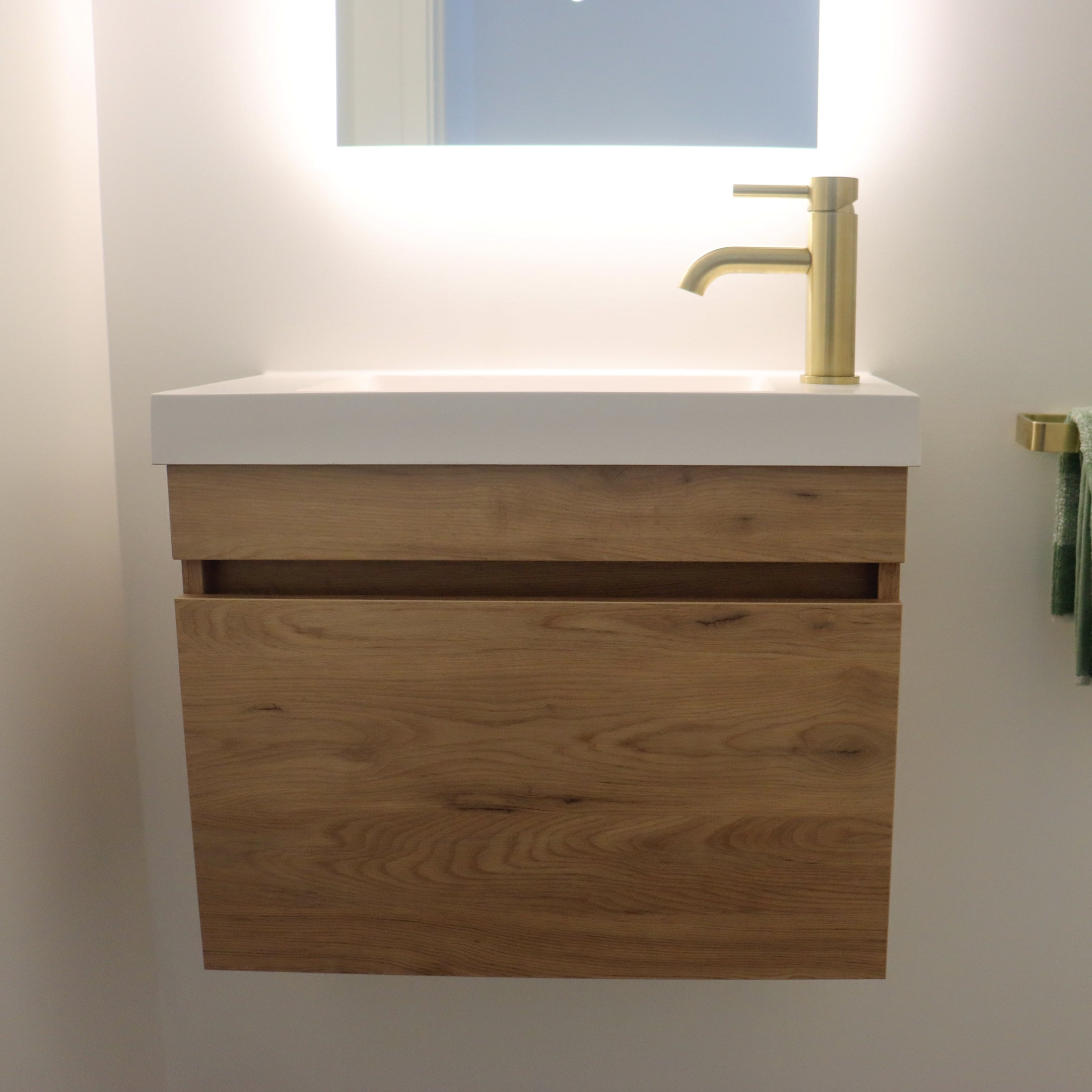 code-lux-wx-vanities-including-basin