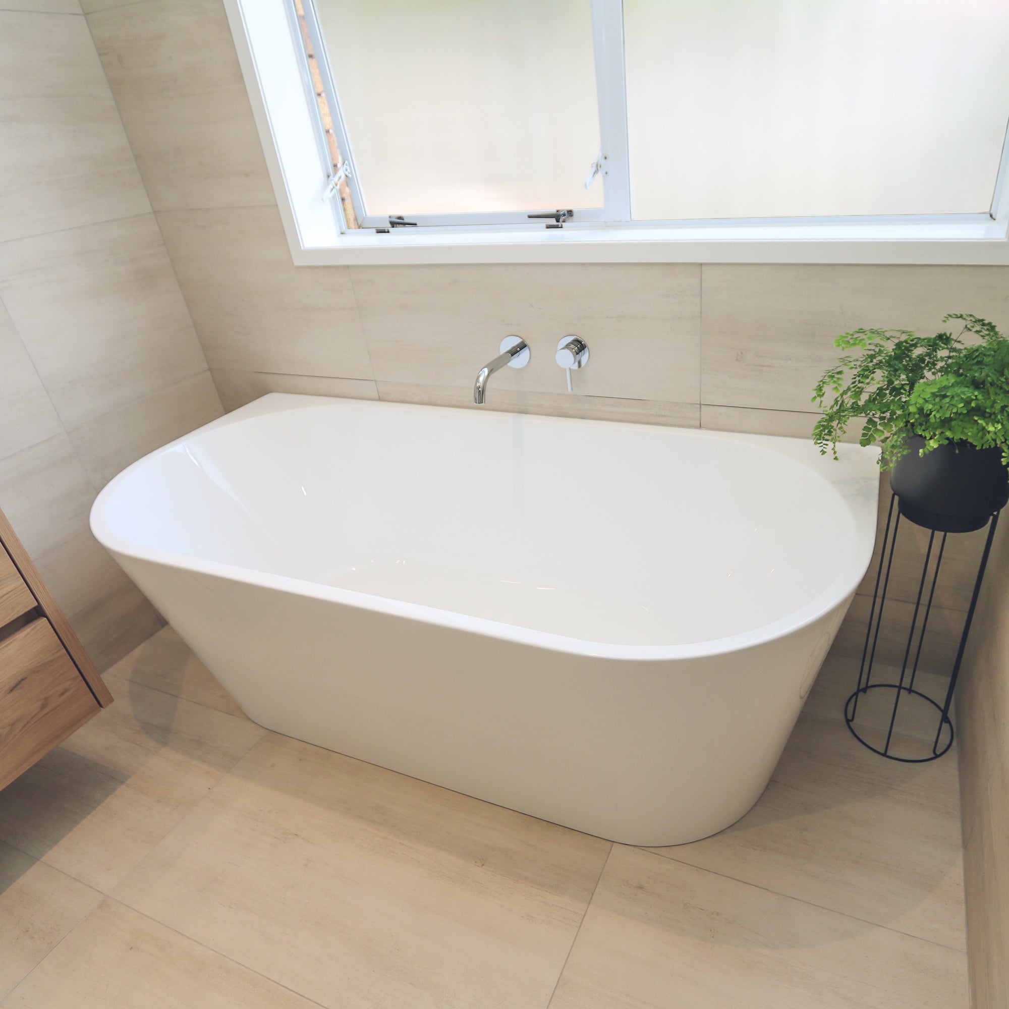 newtech-newark-back-to-wall-acrylic-bath-white-gloss