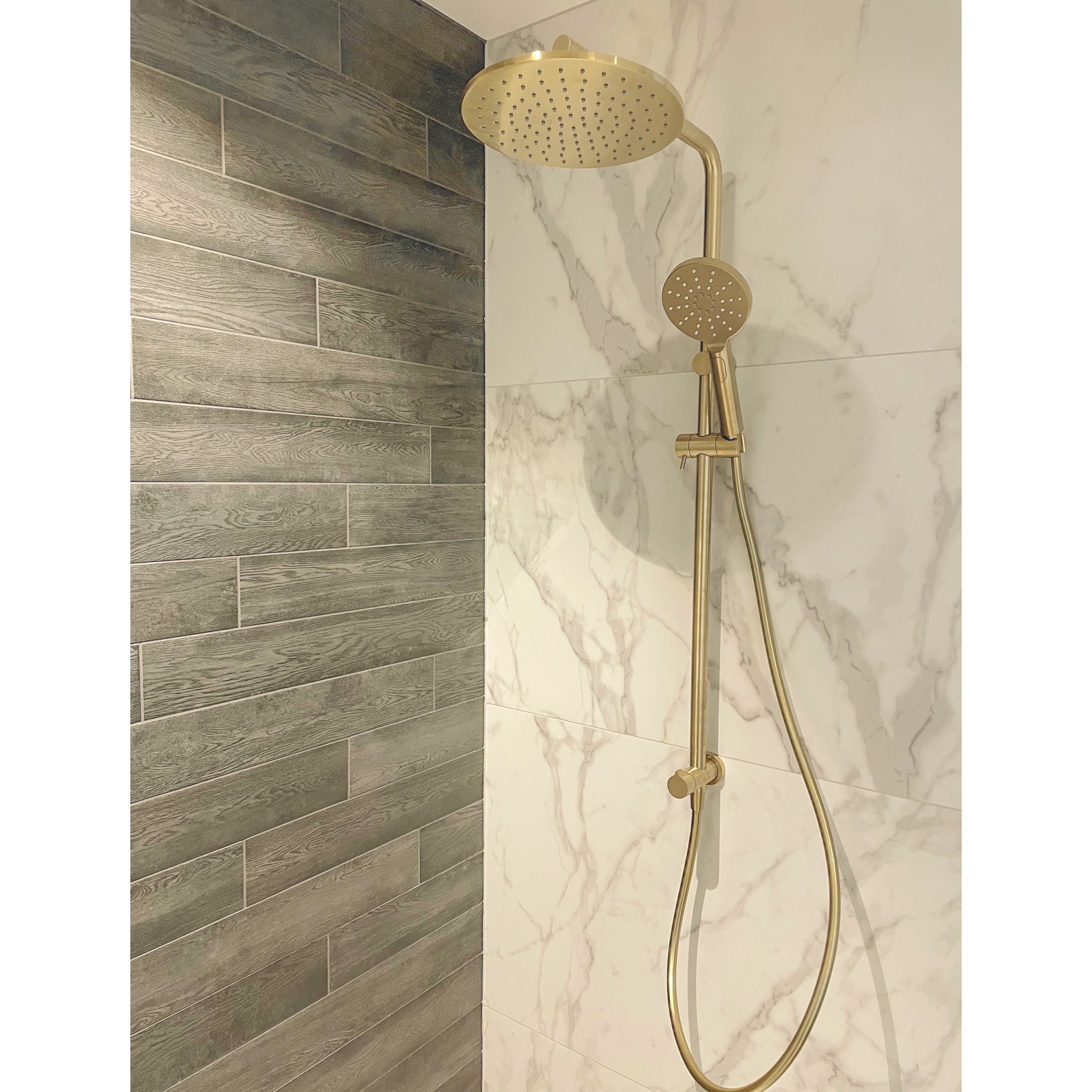 code-lamone-round-shower-column-brushed-brass