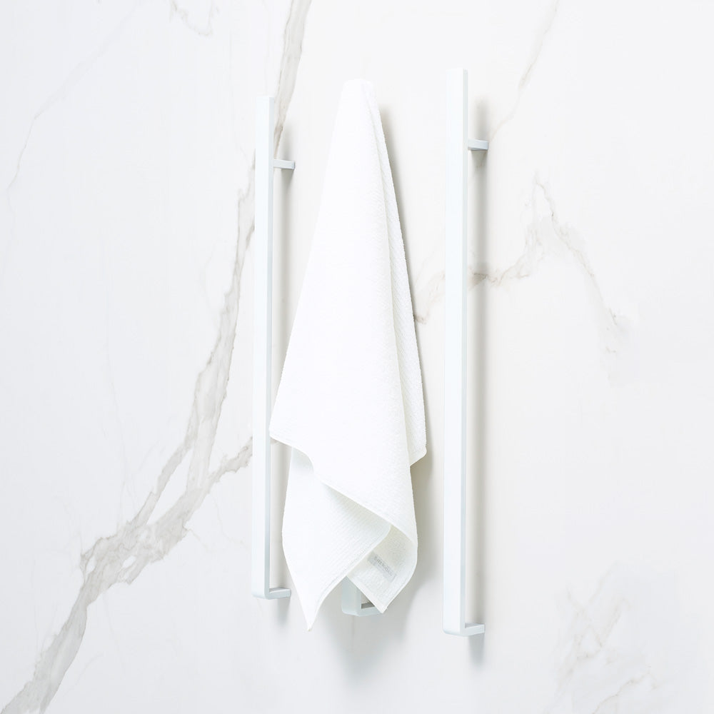 atlantis-icona-mount-vertical-heated-towel-rail