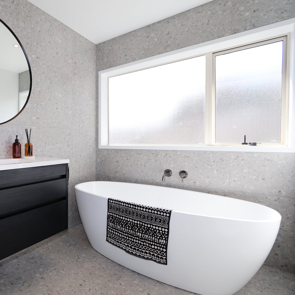 waterware-cervo-1700-acrylic-freestanding-bath-range