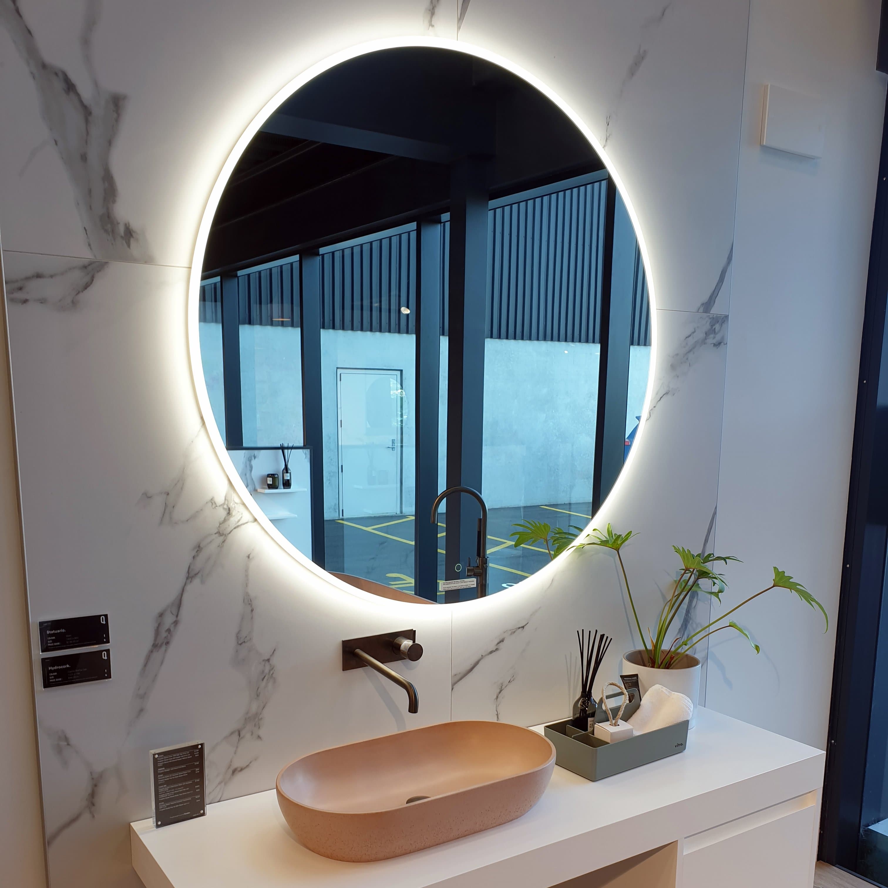 plumbline-starlight-round-led-mirror