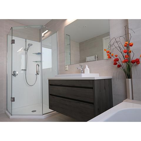 FRAMELESS GLASS SHOWER - QUADRANT (ANGLED FRONT)