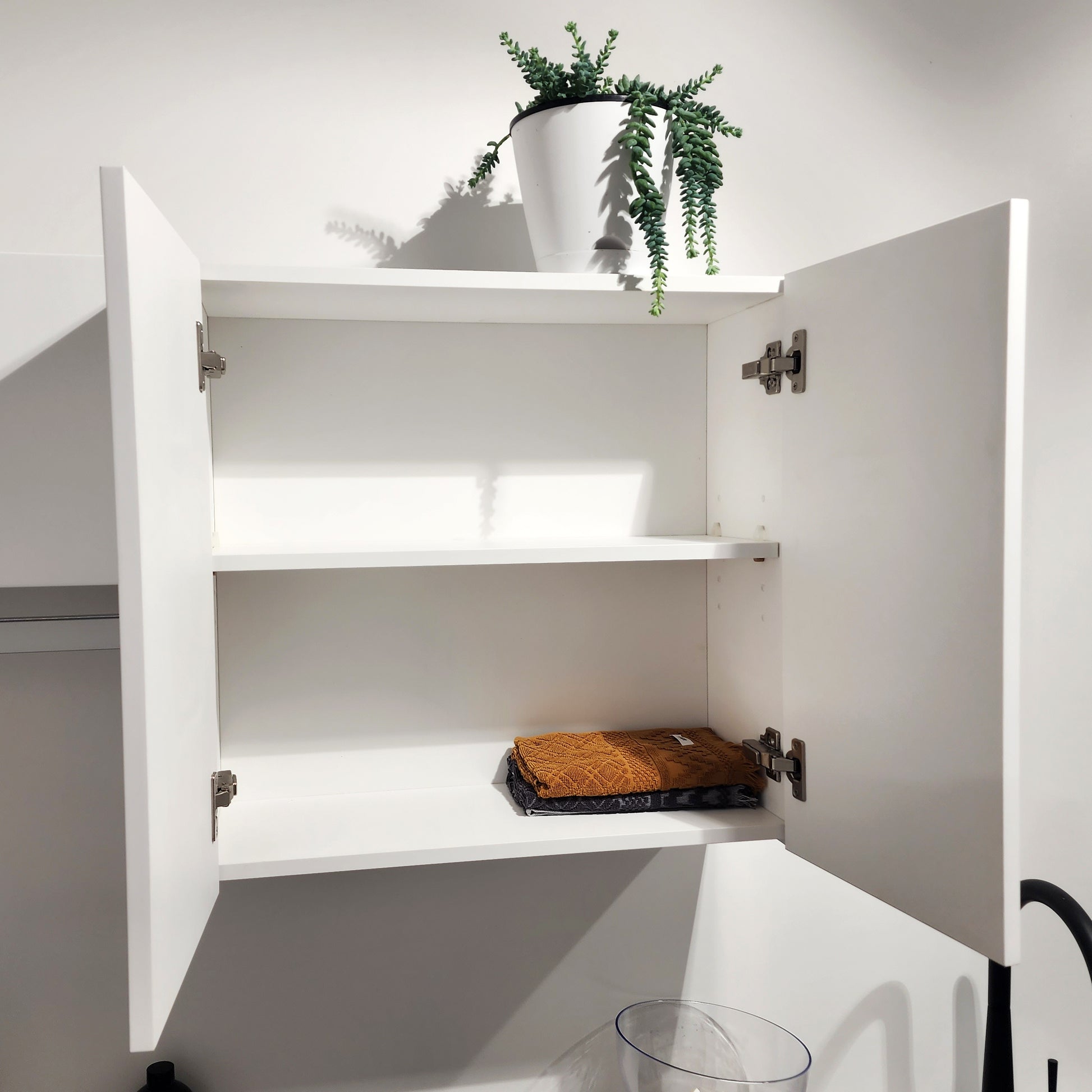 code-versa-2-door-laundry-cabinet-matte-white
