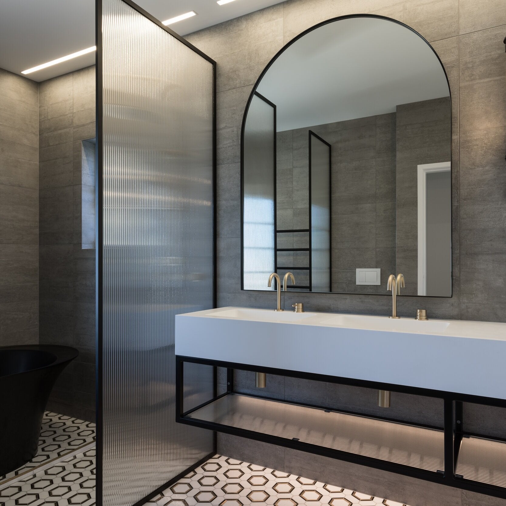 crest-reeded-glass-framed-panel