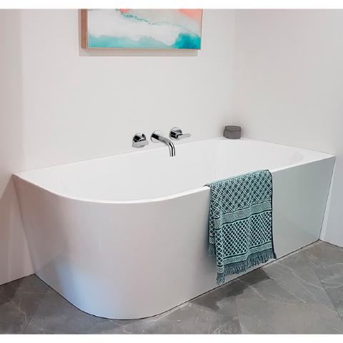 NEWARK BTW FREESTANDING CORNER BATH 2 SIZES