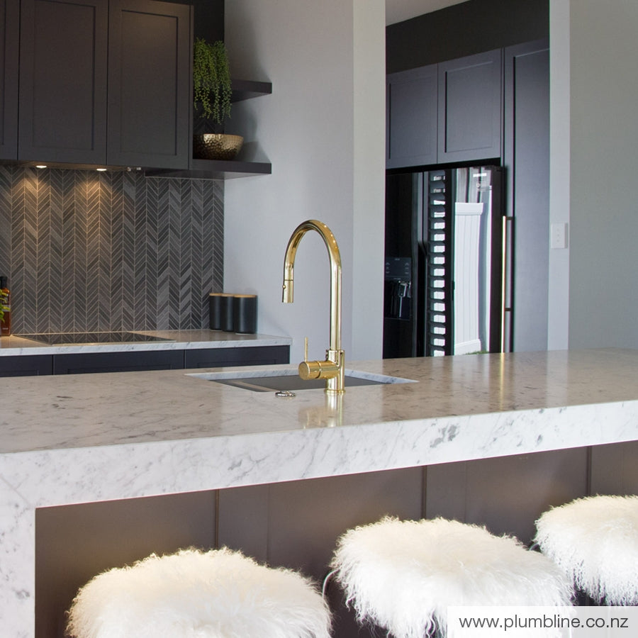 plumbline-buddy-round-spout-pullout-spray-kitchen-mixer