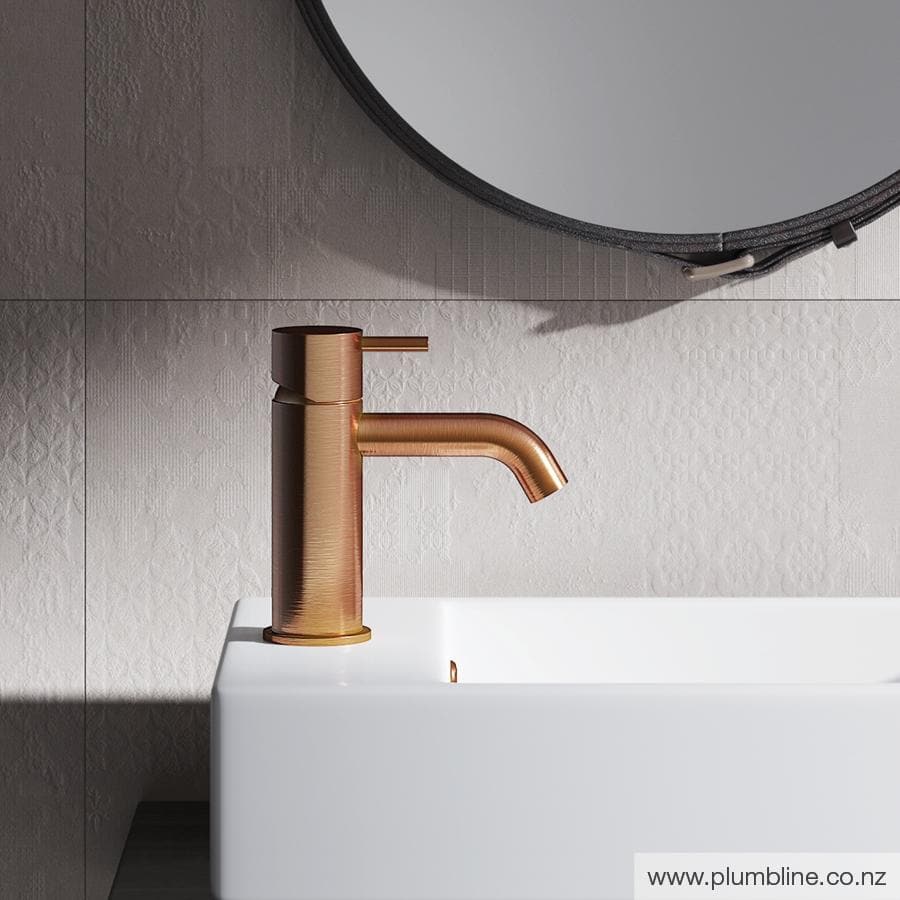 plumbline-buddy-low-curved-spout-basin-mixer-brushed-copper