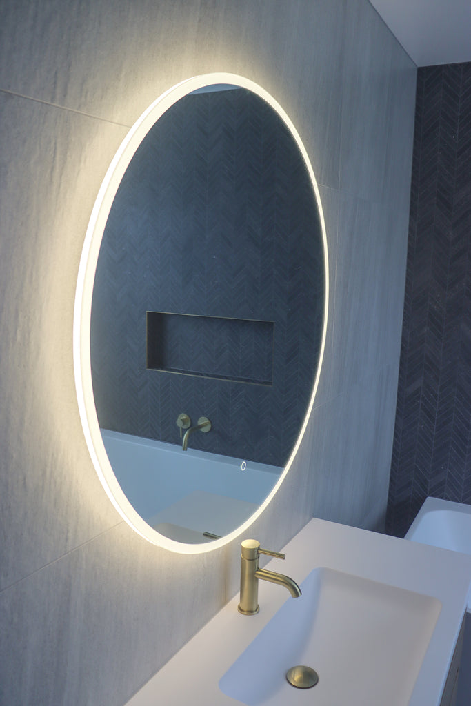 code-round-solace-led-mirror