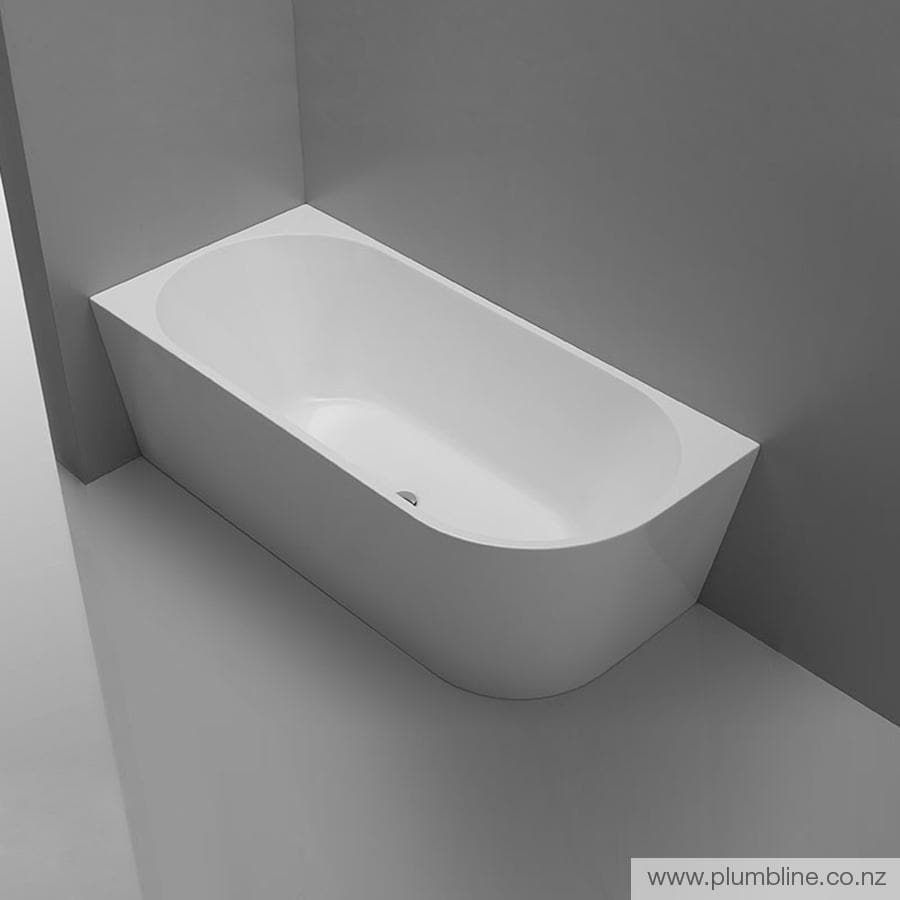 plumbline-tondo-corner-baths-freestanding