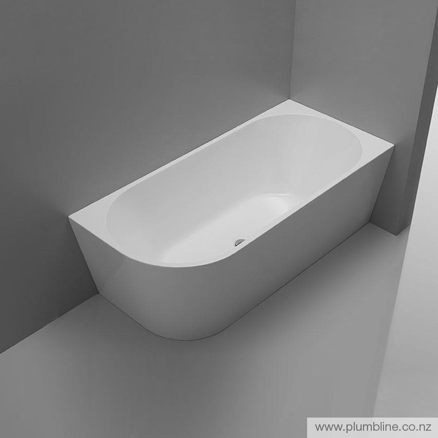 plumbline-tondo-corner-back-to-wall-baths